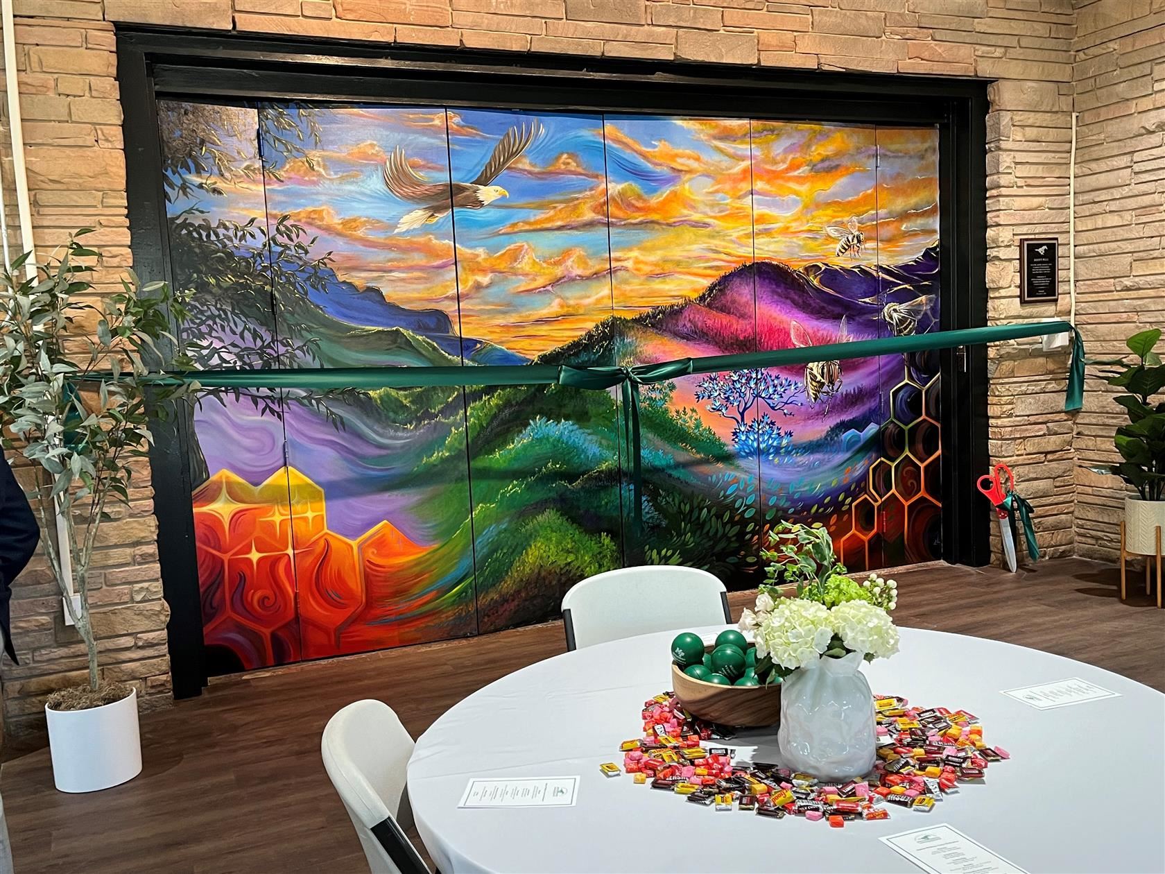  Mural