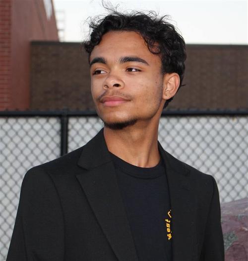 Headshot of West Charlotte High School senior Chris Abreu