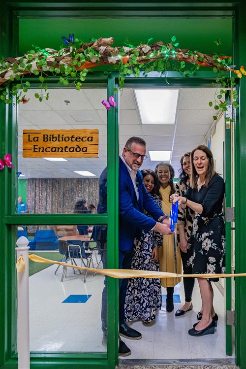 Oaklawn-Carson library ribbon-cutting